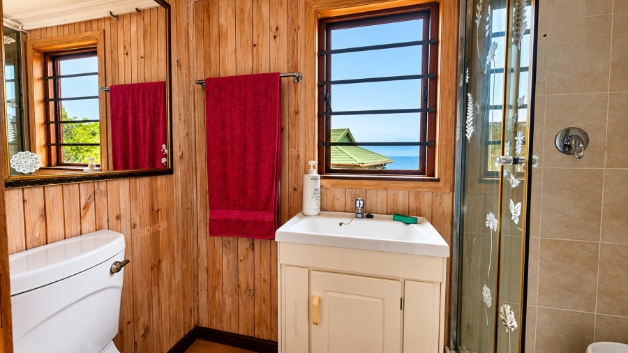 4 Bedroom Property for Sale in Brenton On Sea Western Cape